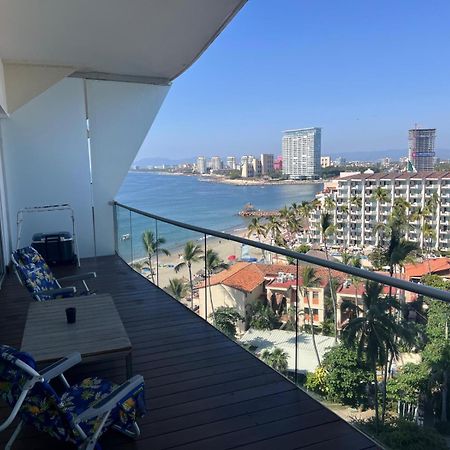 Icon Vallarta, Puerto Vallarta Bagian luar foto